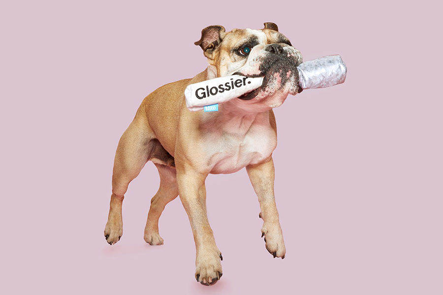 Glossier ������� �������� ��������� ��� ����� � � ��� ����� ������ ������� ��������